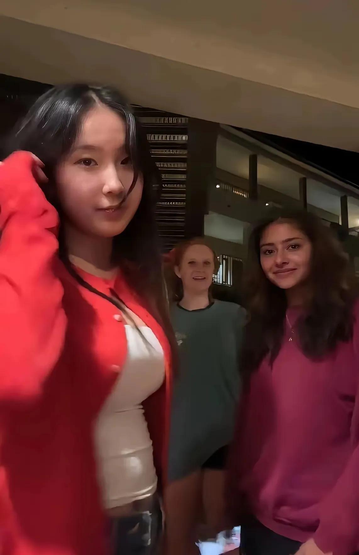 原来这才是一方水土养育一方人的含义。本以为中国人的面孔走到哪里都不会有变化，但