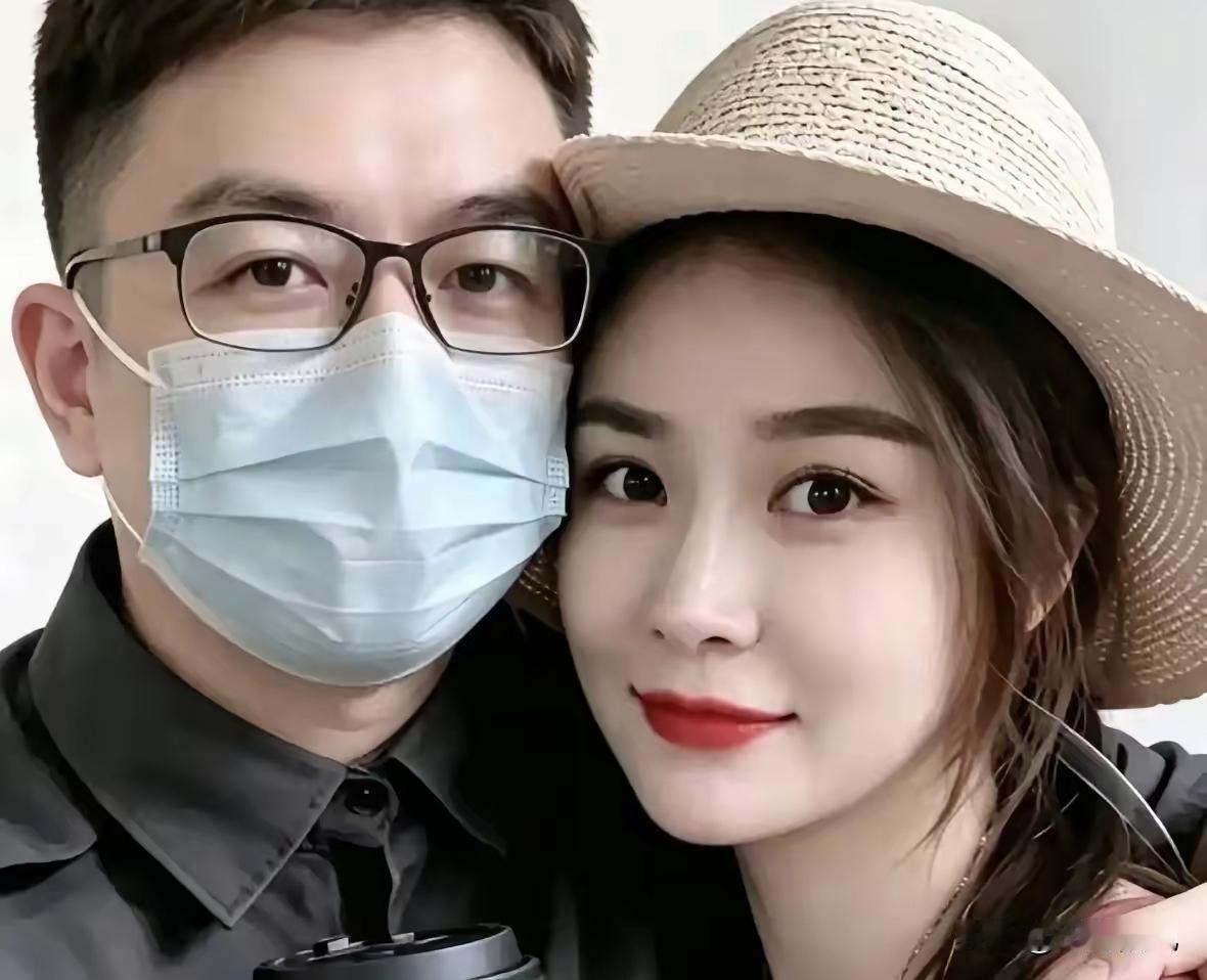 这脸打得啪啪响！唐先生前脚刚把"我掏钱救你命"的人设摆出来，后脚朱女士直接把保单
