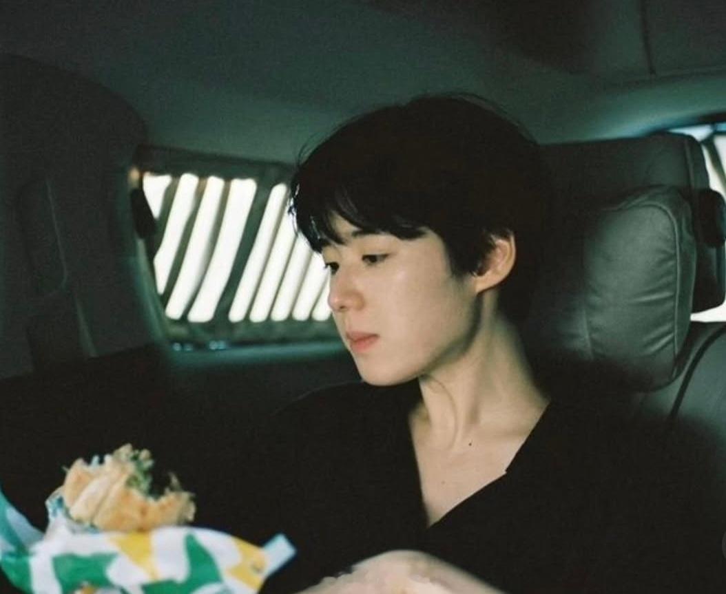 郑恩彩郑恩彩不管怎样都很美