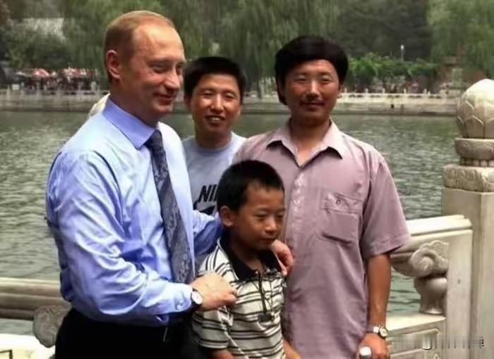 太棒了，中俄友谊的见证人[赞][玫瑰][比心]