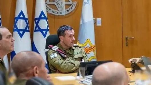 彻底破防！以军40年最惨溃败，梅卡瓦神话彻底崩塌谁能想到，号称中东无敌的以