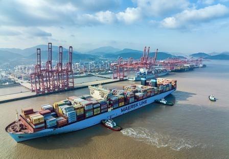 欧洲已没有什么能与中国交换的商品了。若不是中国军力强大，他们早就重施晚清鸦片战争