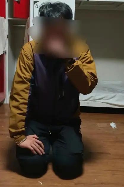 太离谱！女子去韩国旅游，入住一家青年旅舍，选了个男女混住的房间，谁料她半夜睡得正