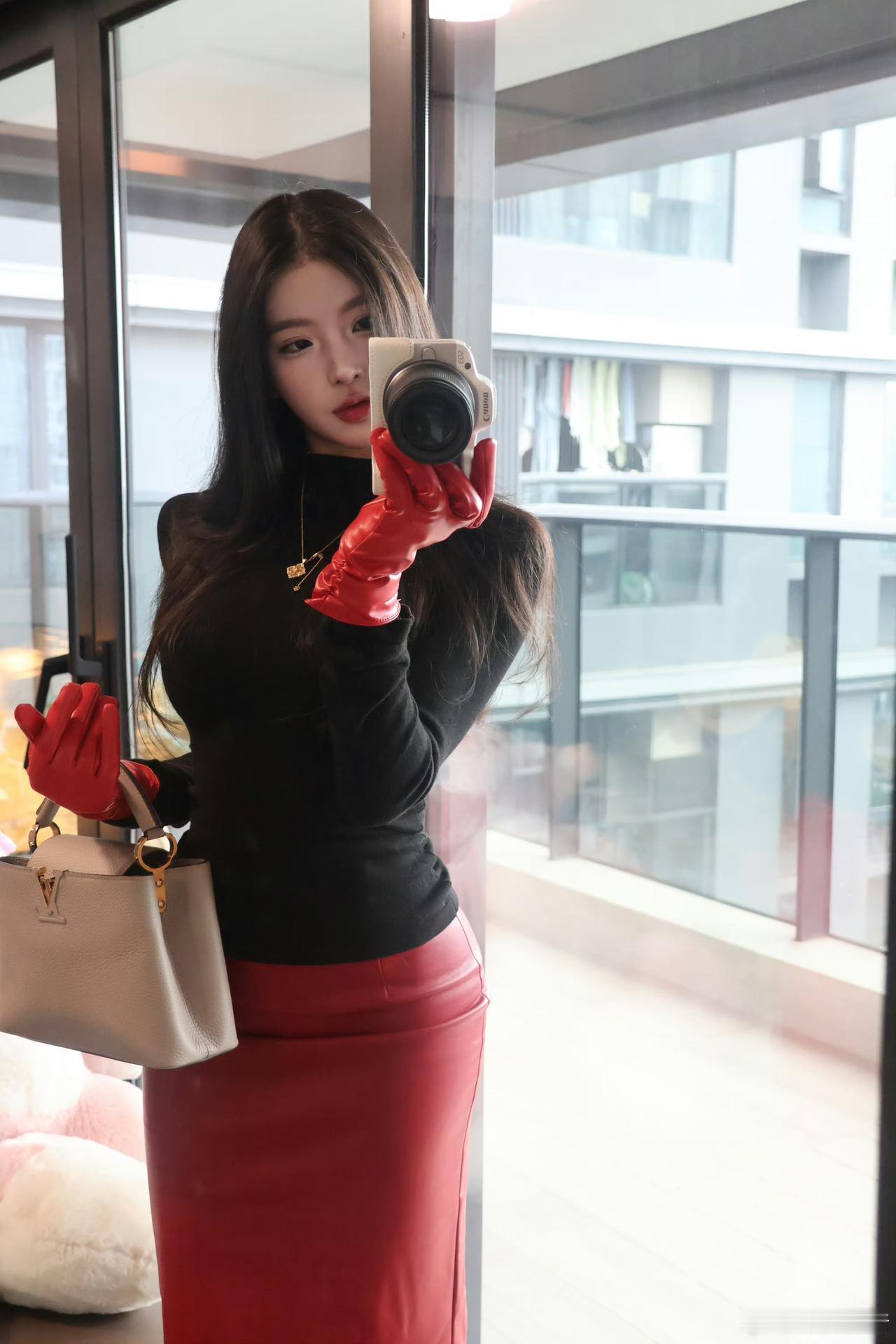 加一副手套其实蛮有意思的[捂脸哭]​​​