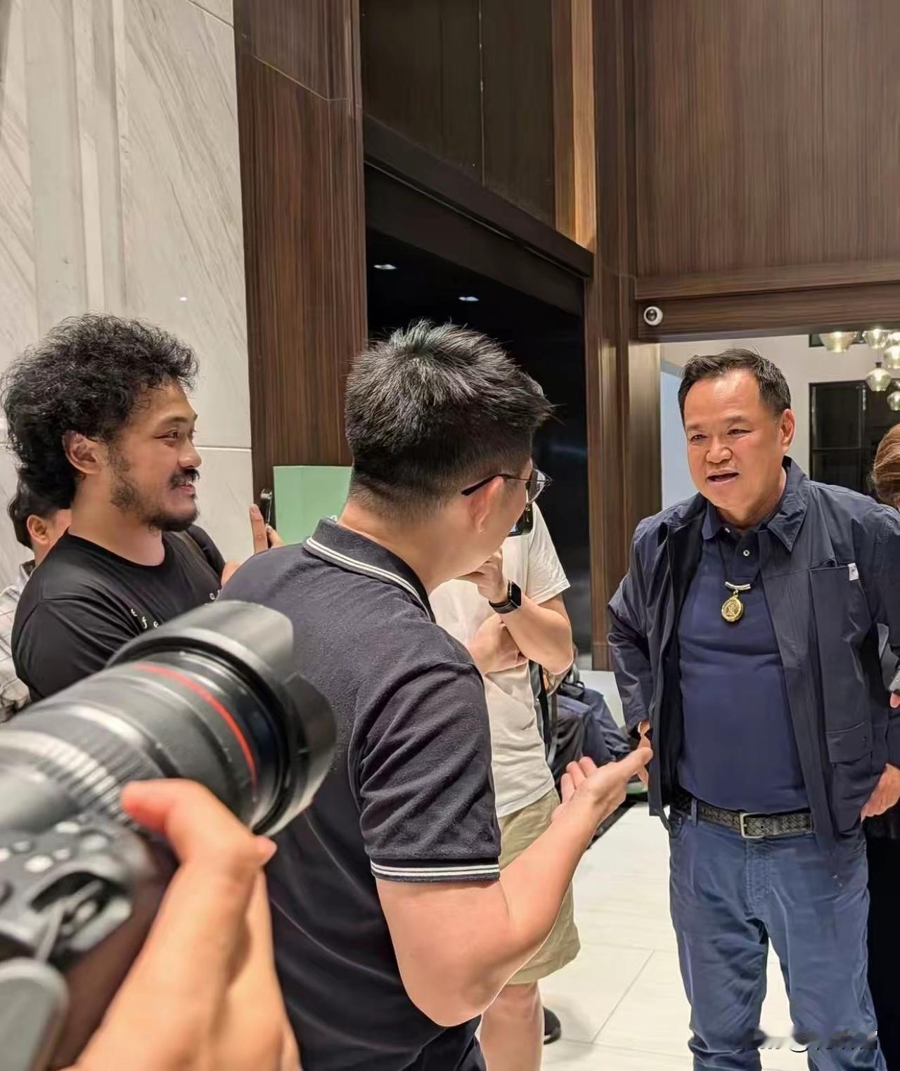 为泰党有望与阿努廷再次联手？其实还为时过早，这次泰国下议院的选举发现很多“溢票”