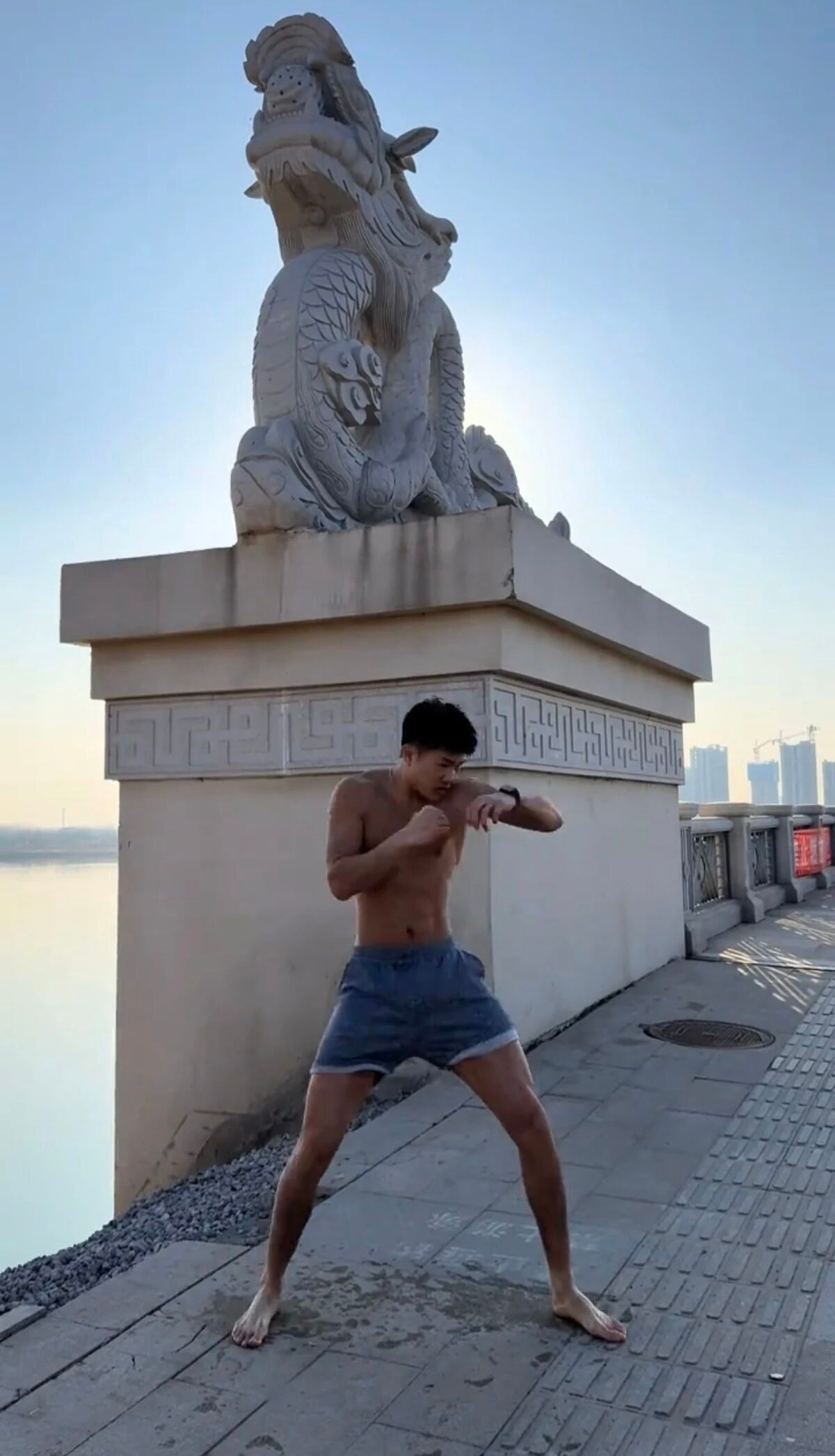 行动交给现在，把结果交给时间。