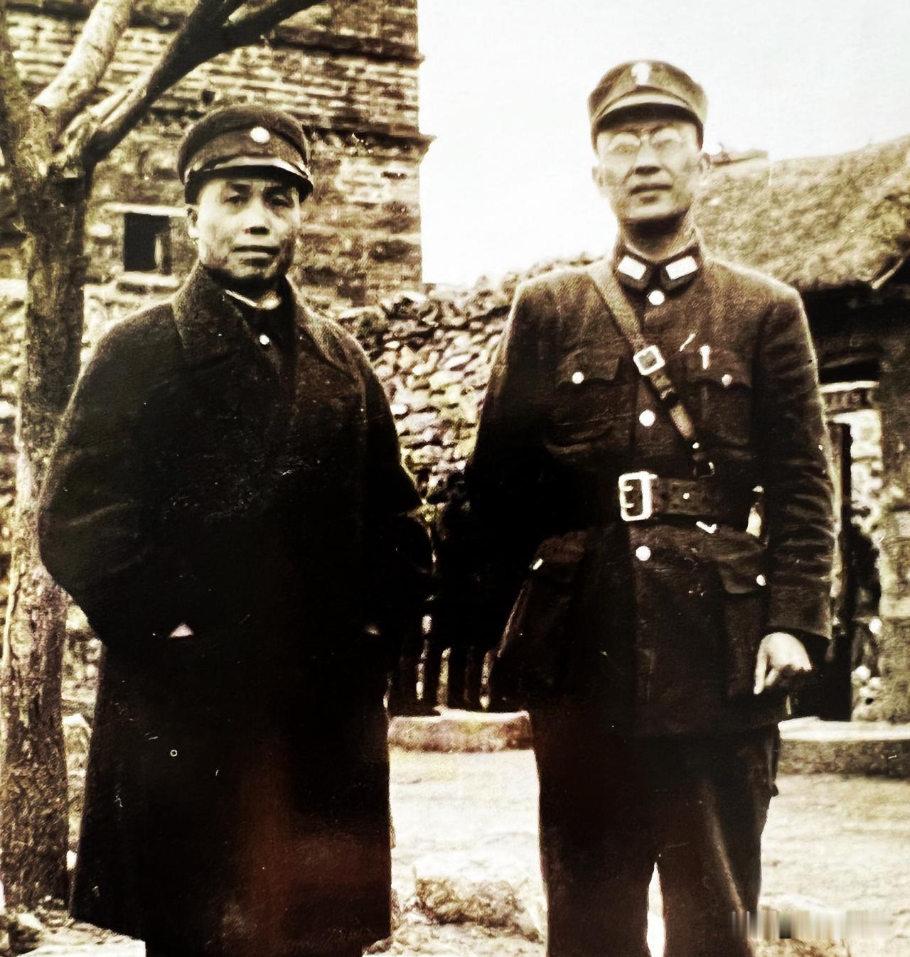 1922年秋天，广西梧州码头。两个二十几岁的年轻军官第一次碰面。李宗仁时任陆军中