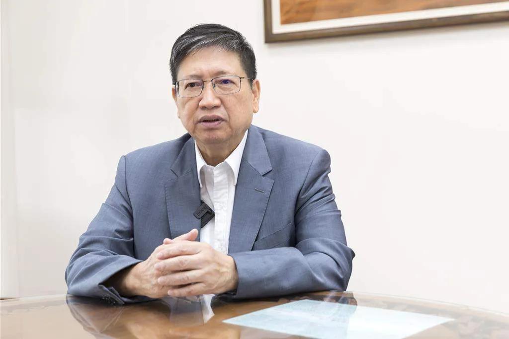 白营弄巧成拙，邱臣远直指蓝营新竹县主管杨文科治水无能，导致新竹县空转5年。杨文科