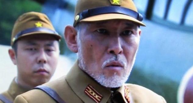 演二十年“鬼子”的平田康之！不是为钱是赎罪，这风骨太服气平田康之演了