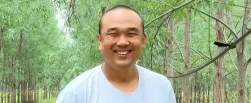 男人最珍贵的三样东西，多数女人都没得到，得到了真得拿命珍惜。首先是占有欲，要