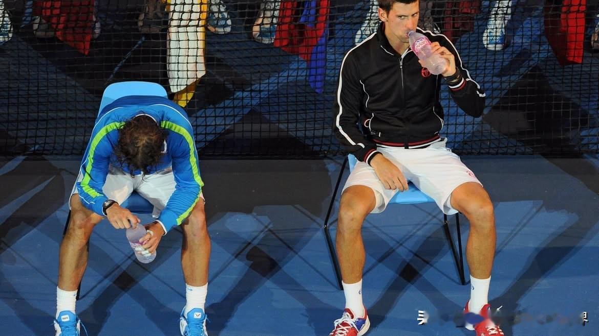 德约科维奇：纳达尔是最令人畏惧的球手！德约科维奇近日公开畅谈与纳达尔交手的感