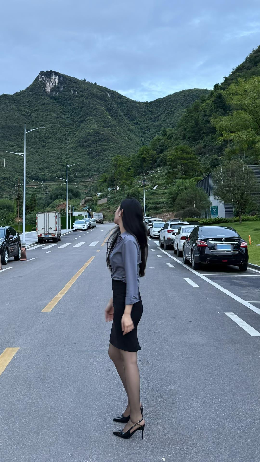 职场女性的穿着应该是什么样子