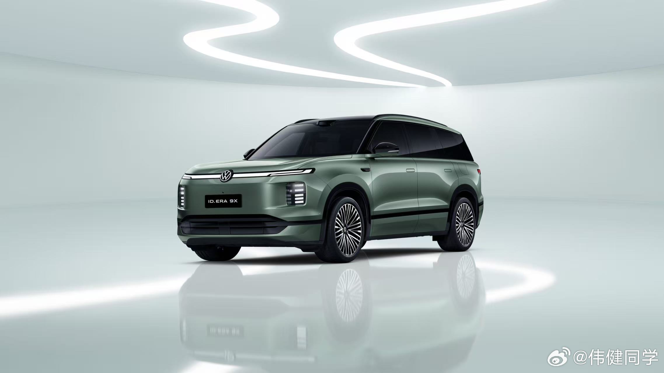 大众ID.ERA9X——大六座增程SUV这次发布的新颜色是仙踪绿，我觉得绿色这