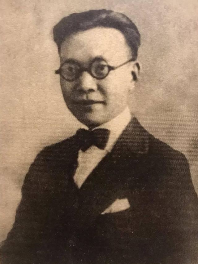 林徽因去世一年多，金岳霖突然把老朋友都请到北京饭店，也没说请客的理由，大家都很纳
