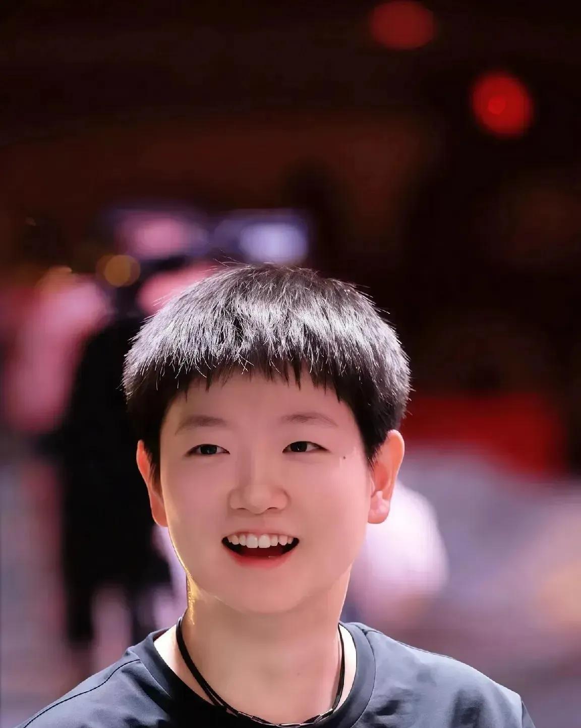 确实不在乎孙颖莎的利益。孙颖莎待遇可以不如2号蒯曼，孙颖莎可以一个人回酒店。孙