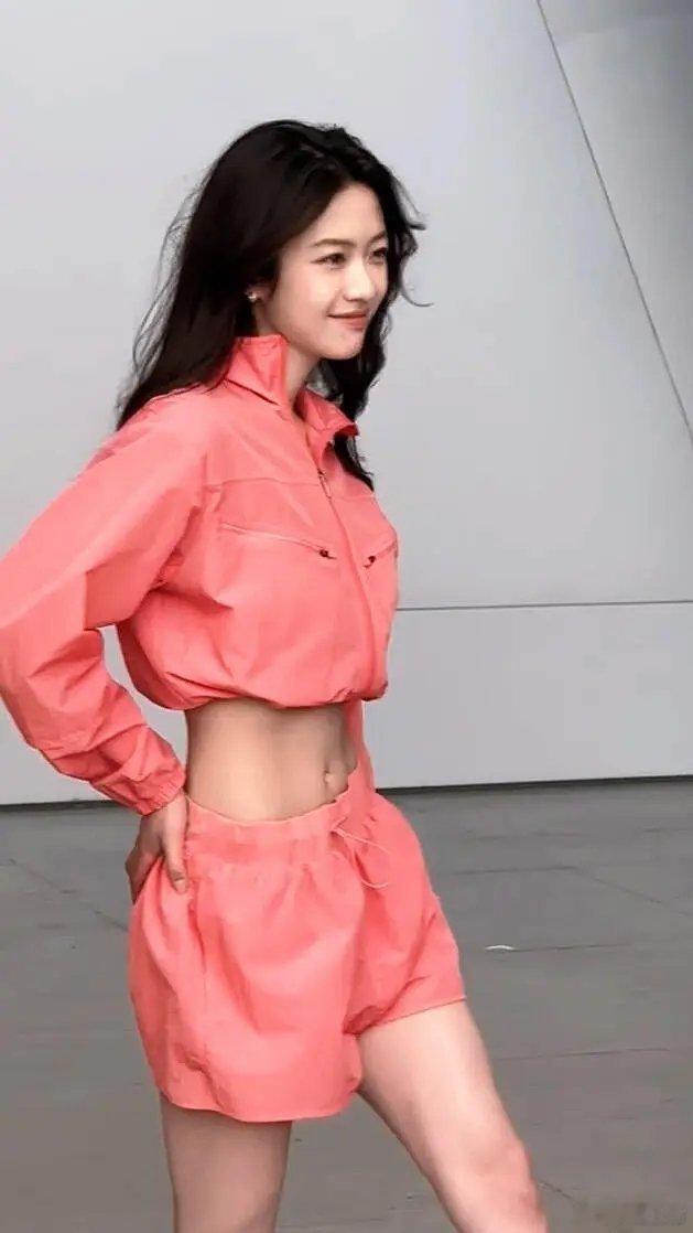 向涵之身材居然这么好