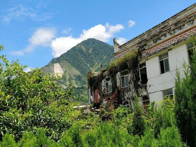 延伸阅读:地震九年后的新生活 自驾游汶川大地震震中遗址