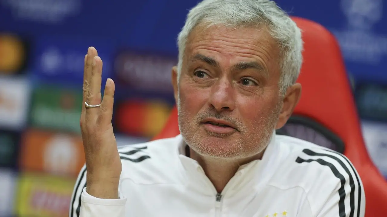 穆帅: 赢欧冠的球队都有高投资, 但国米两进决赛也离得不远