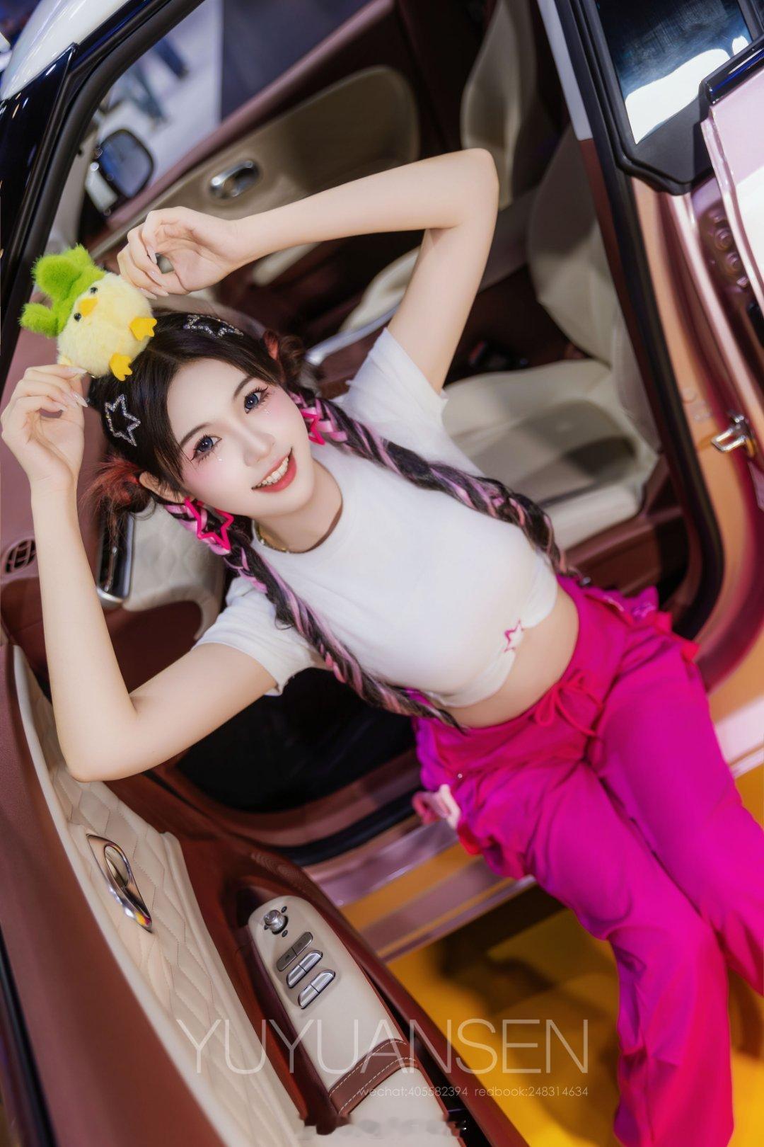 广州约拍宅男女神广州车展粤港澳大湾区深圳车展。模特：77旗