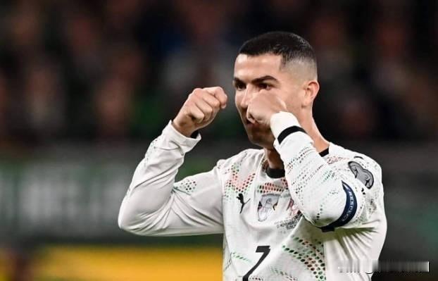 禁赛一场，缓期一年，足联骚操作，这是特朗普发力了吗？众所周知，葡萄牙在欧预赛倒