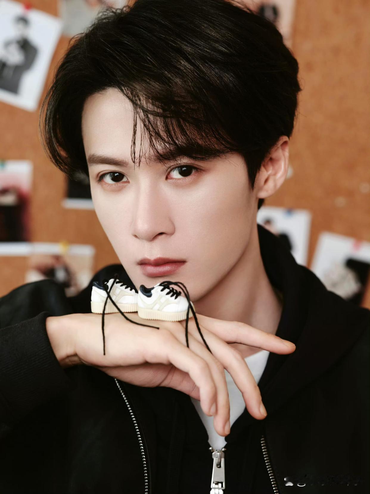 1.檀健次怕被阴阳剧本坑，每次定角色签合同，至少要看到完成度在八成以上的剧本，戏