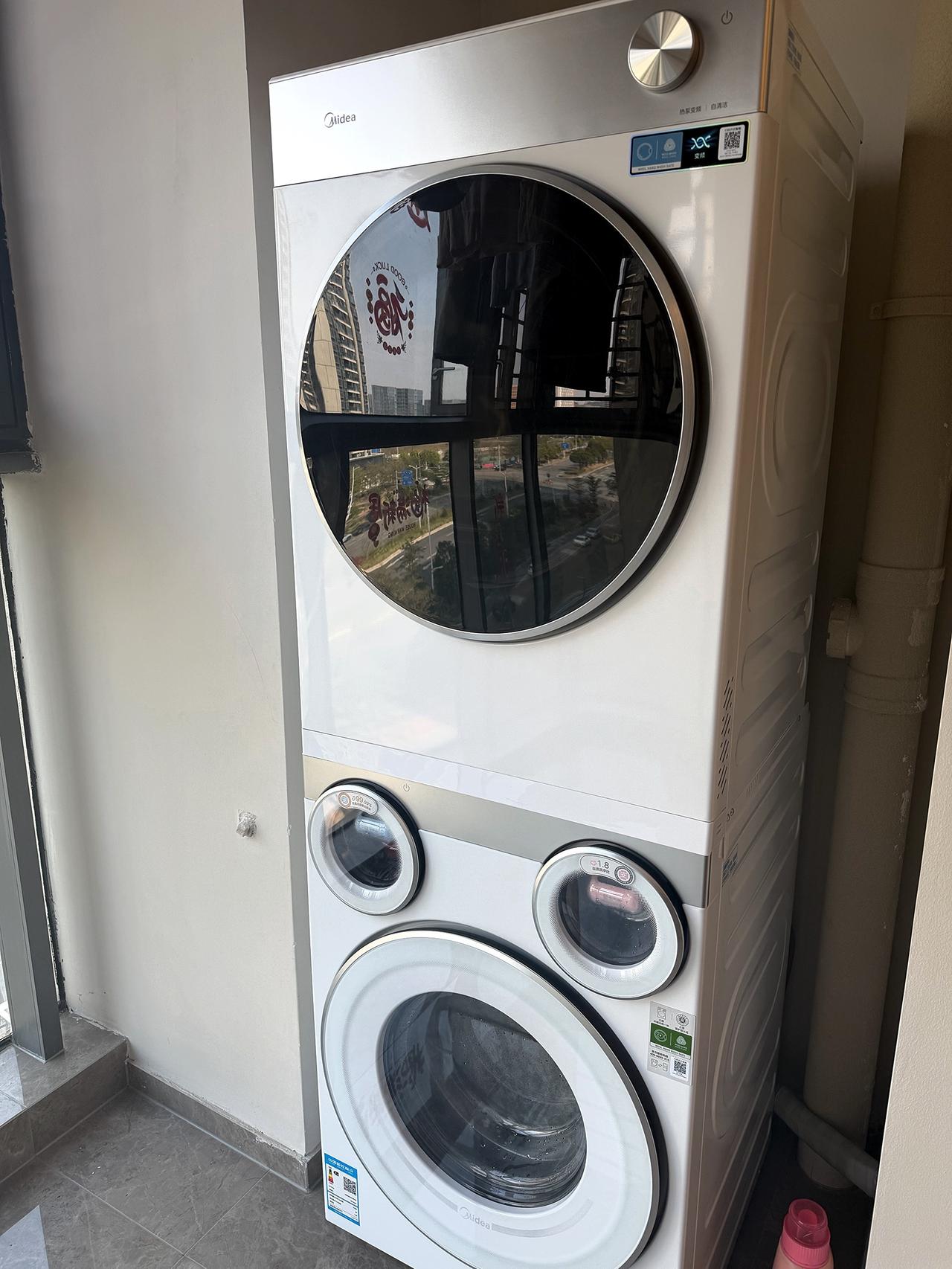 谁懂啊！浙江回南天的“魔法攻击”，真的能把人逼疯😭衣服晾一周还是潮乎乎的，