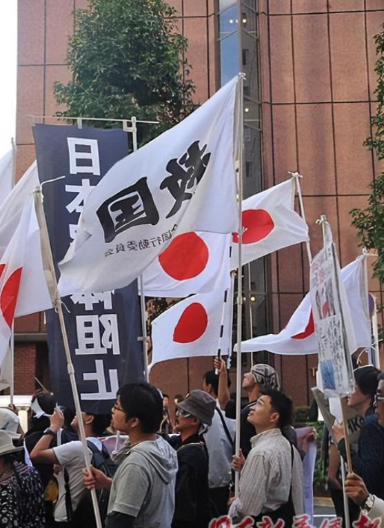 自作聪明的日本人干了件蠢事——8月8日至21日公开展出《终战诏书》原件，还