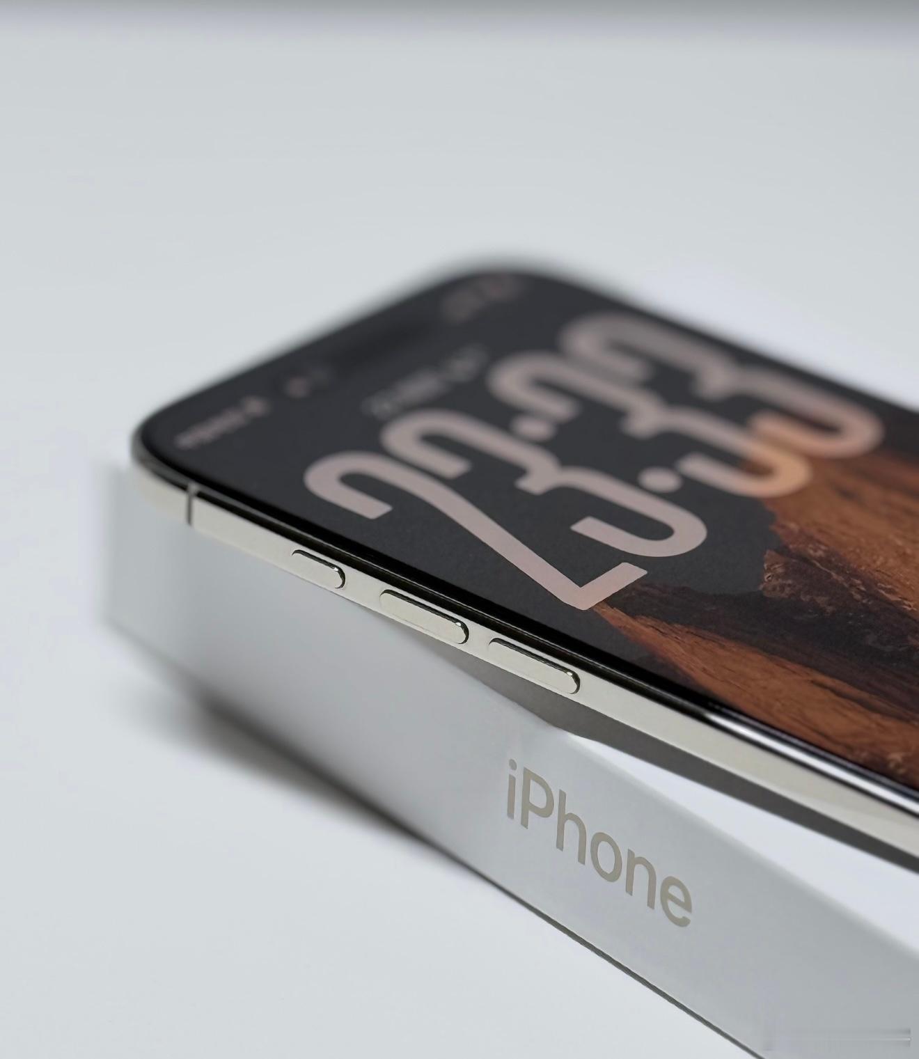 iPhoneAir降价对于销量，短期肯定管用，尤其对观望党来说，少花一千多块钱