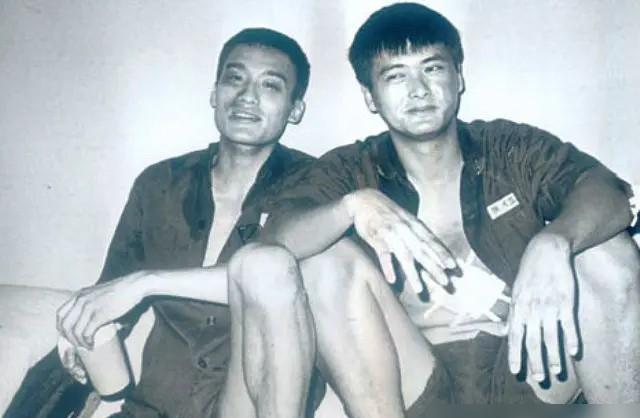 梁家辉这哥们儿吧，戏路确实宽得跟二环路似的，从皇帝演到混混手拿把掐。但原文说他被