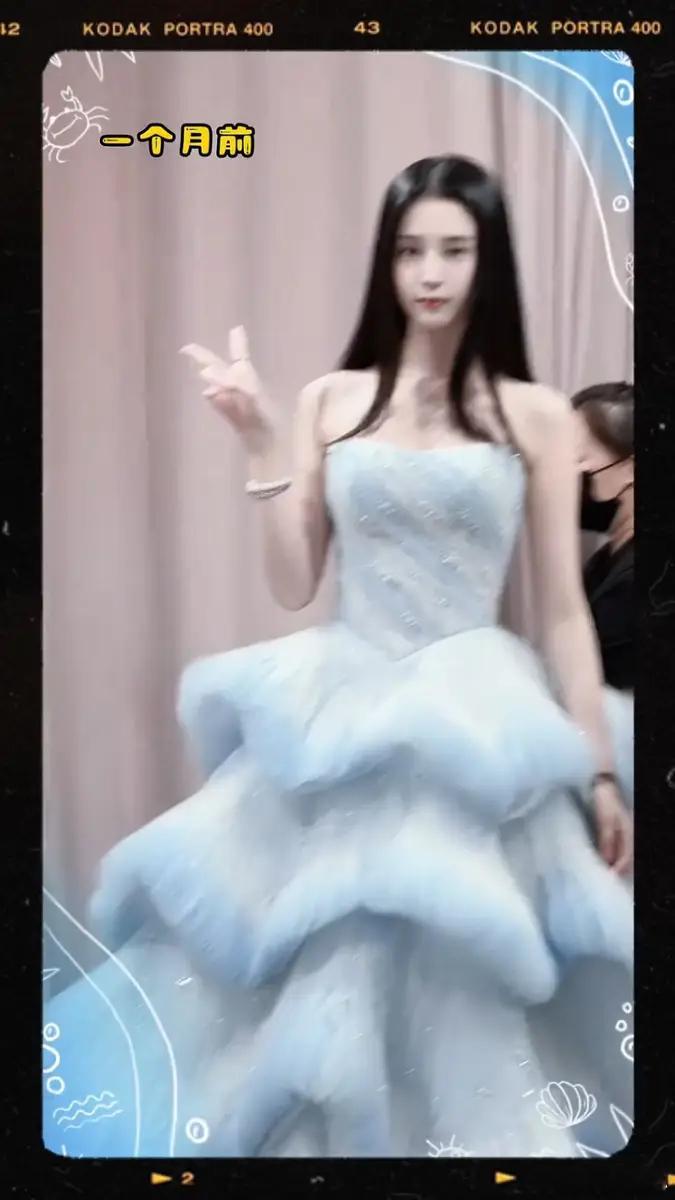 徐艺洋分享试穿婚纱花絮十二套婚纱尽显优雅高贵近日，徐艺洋试婚纱的花絮视频流出。