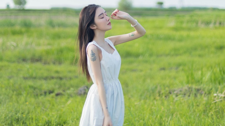 女人在婚外情中，往往图这些东西：1、绝大多数的女人，都是图情绪价值，比如，家里