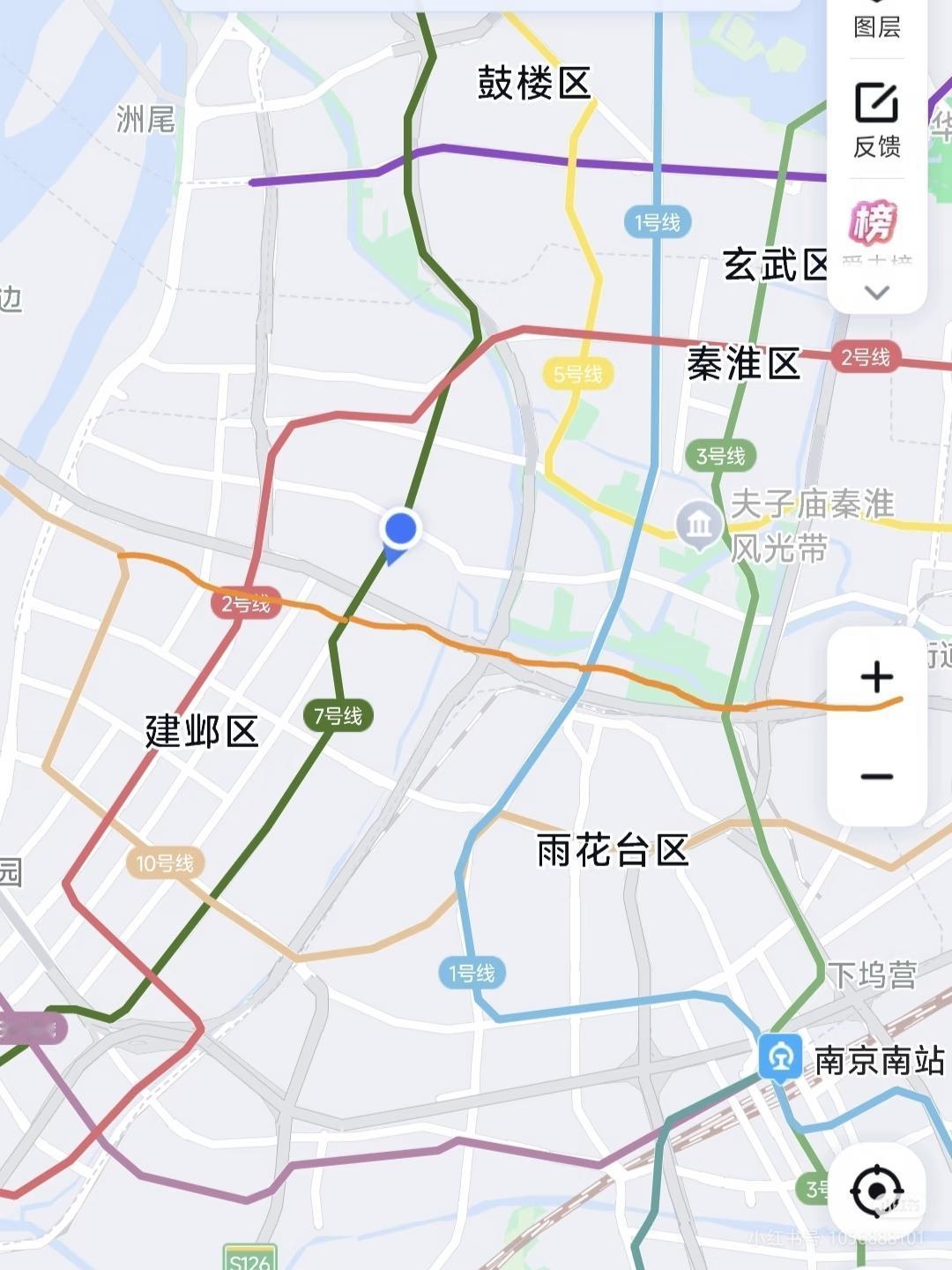 南京真的很缺少东西走向的地铁，如果东西向通勤满足，2号线东段就不会常年拥挤了。由