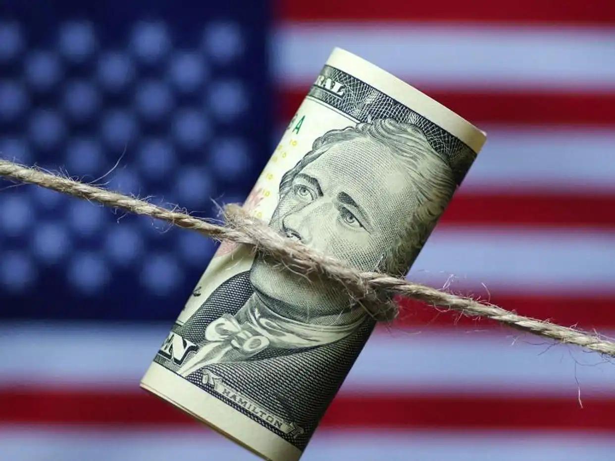 全世界都在喊去美元化，为啥美元霸权到现在还没倒？其实原因很现实：不是去美元化行不