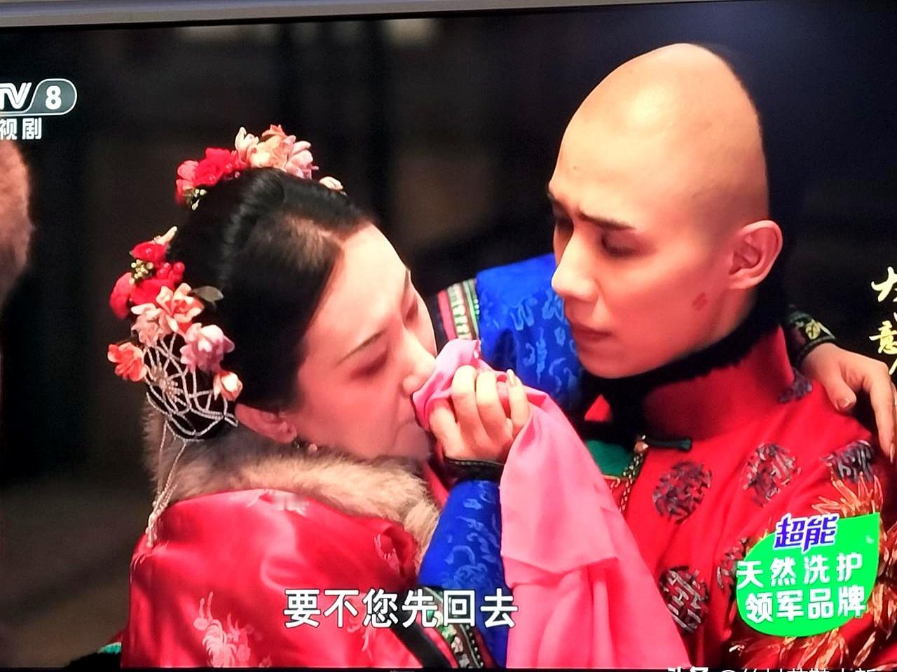 《大生意人》这个女演员很面熟，一时想不起来，听她说《大生意人》里东北演员