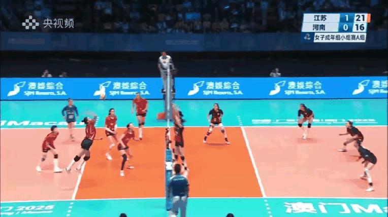 刁琳宇在全运会上的神仙球，丁霞忍不住隔网威胁她“你再这般搞我就不跟你玩了”。只是