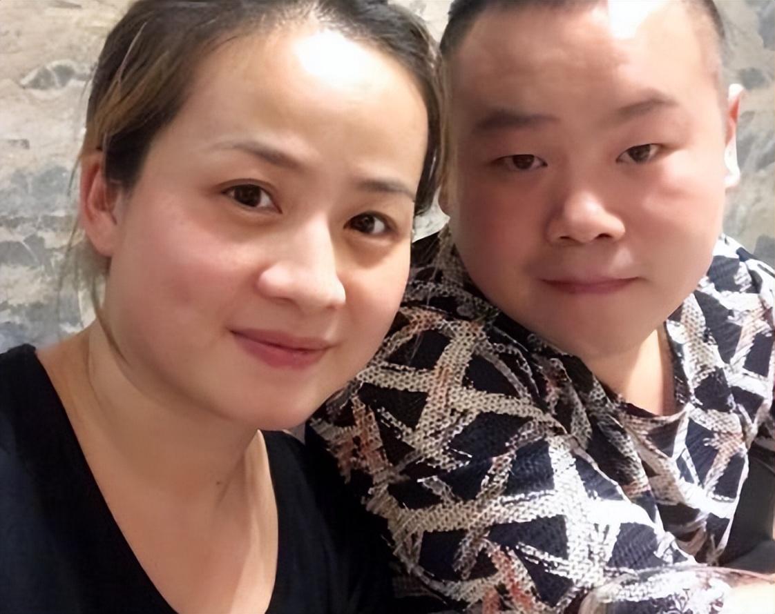 岳云鹏接80岁老妈住北京豪宅，3000万别墅阔气，媳妇是功臣！五姐发的视