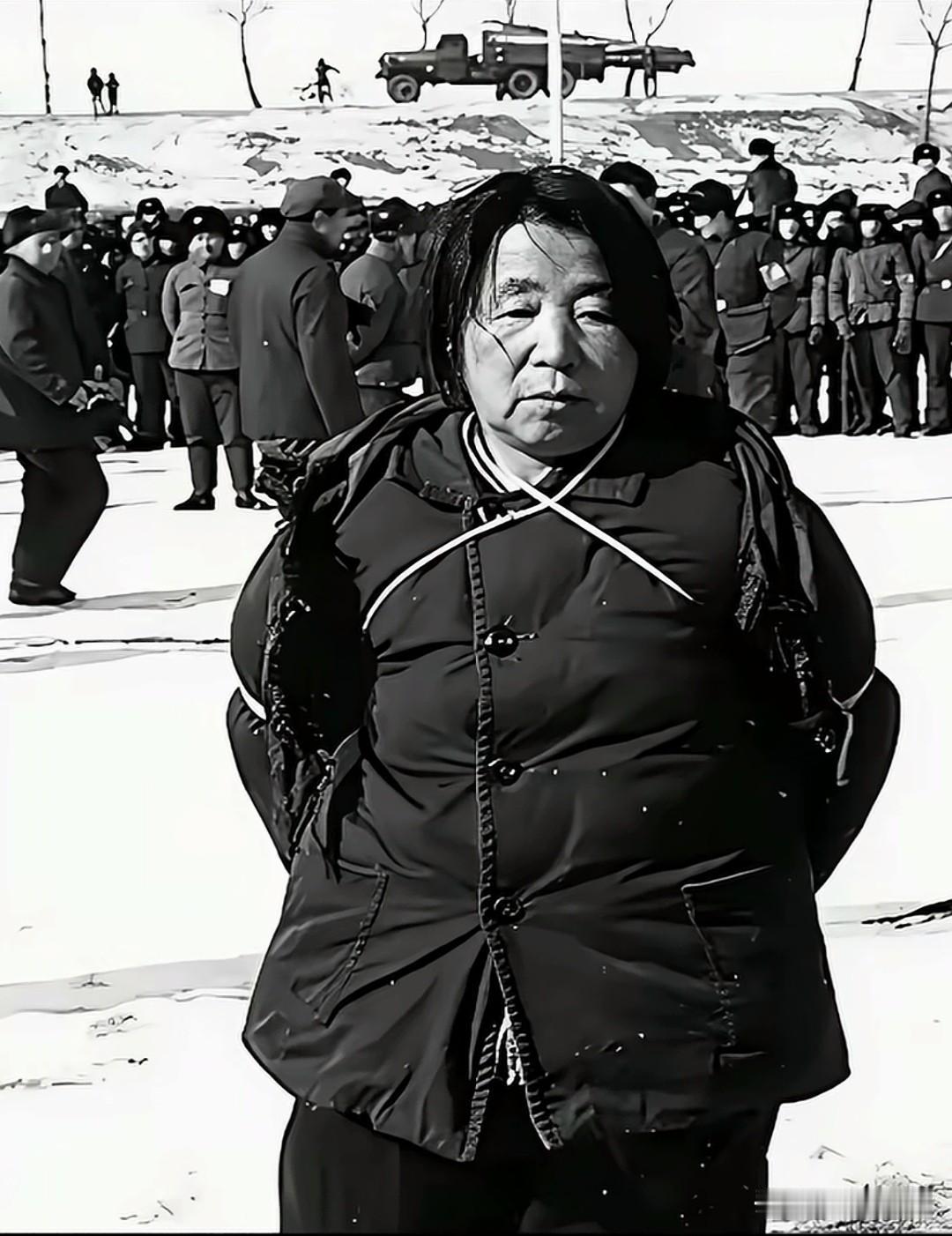 1979年10月，松花江地区中院判了个女的死刑，叫王守信。她啥来头？黑龙江宾县燃