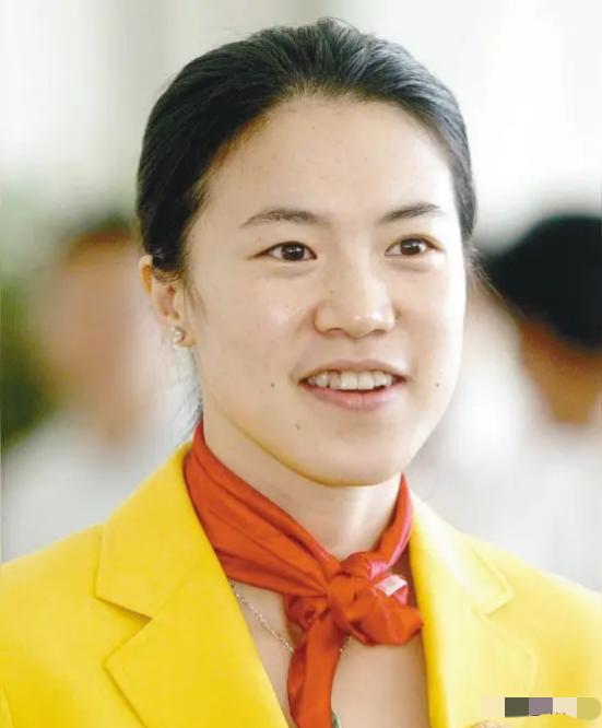 主持人问王楠:“如果你和邓亚萍、张怡宁同时处在一个鼎盛的时期，你觉得谁会最厉害？