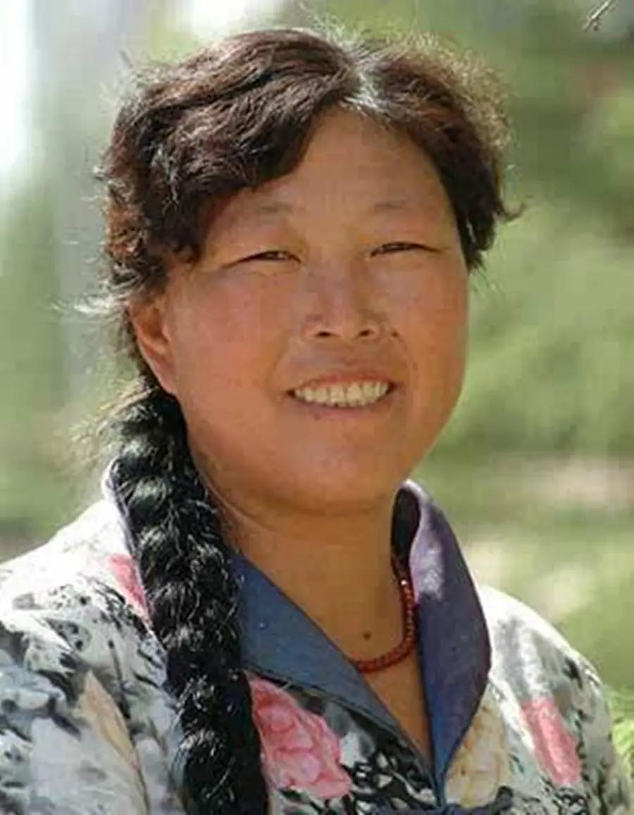 1985年，陕西一名父亲逼着19岁的女儿嫁给恩人的儿子，女儿哭闹了7天，突然放弃