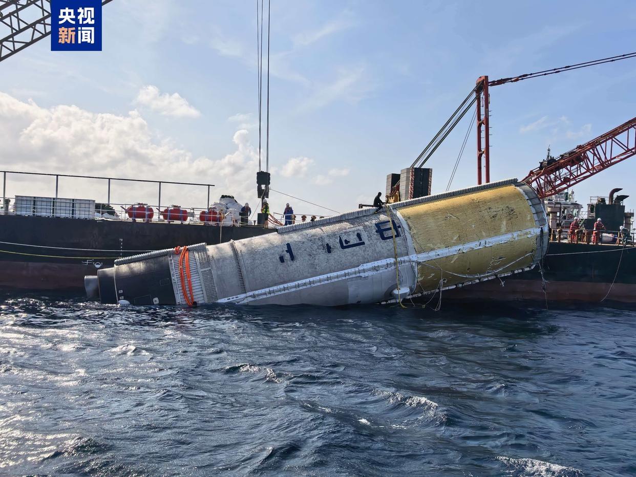 据中国载人航天工程办公室消息，2026年2月11日，长征十号运载火箭完成低空演示