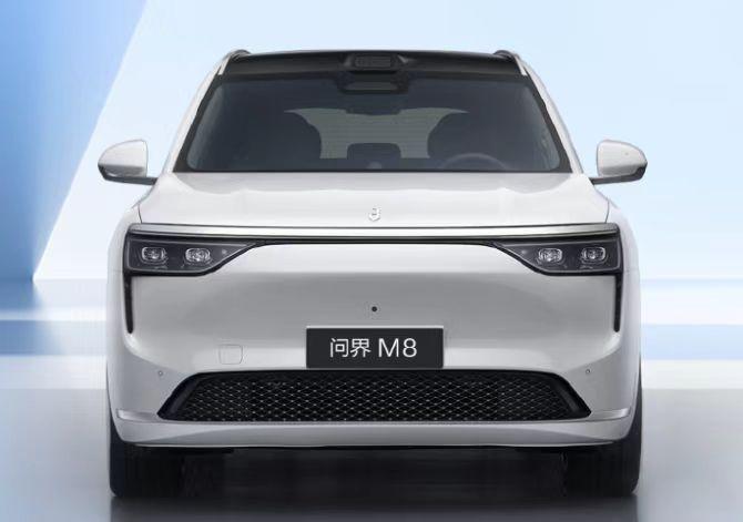众所周知，问界M8增程版已经用销量证明了自己，6月交付超2.1万辆，妥妥的40万