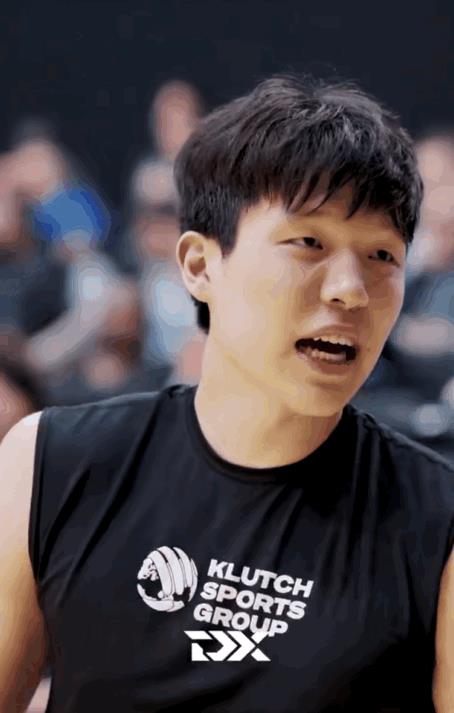 阳光快乐大男孩杨瀚森，19岁已经在NBA选秀中展现自己的能力！这是中国男篮未来