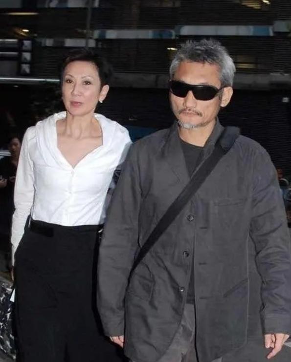 施南生的遗嘱：原来她不是恋爱脑，是人间最清醒 很多人以前都误会了施南生。 