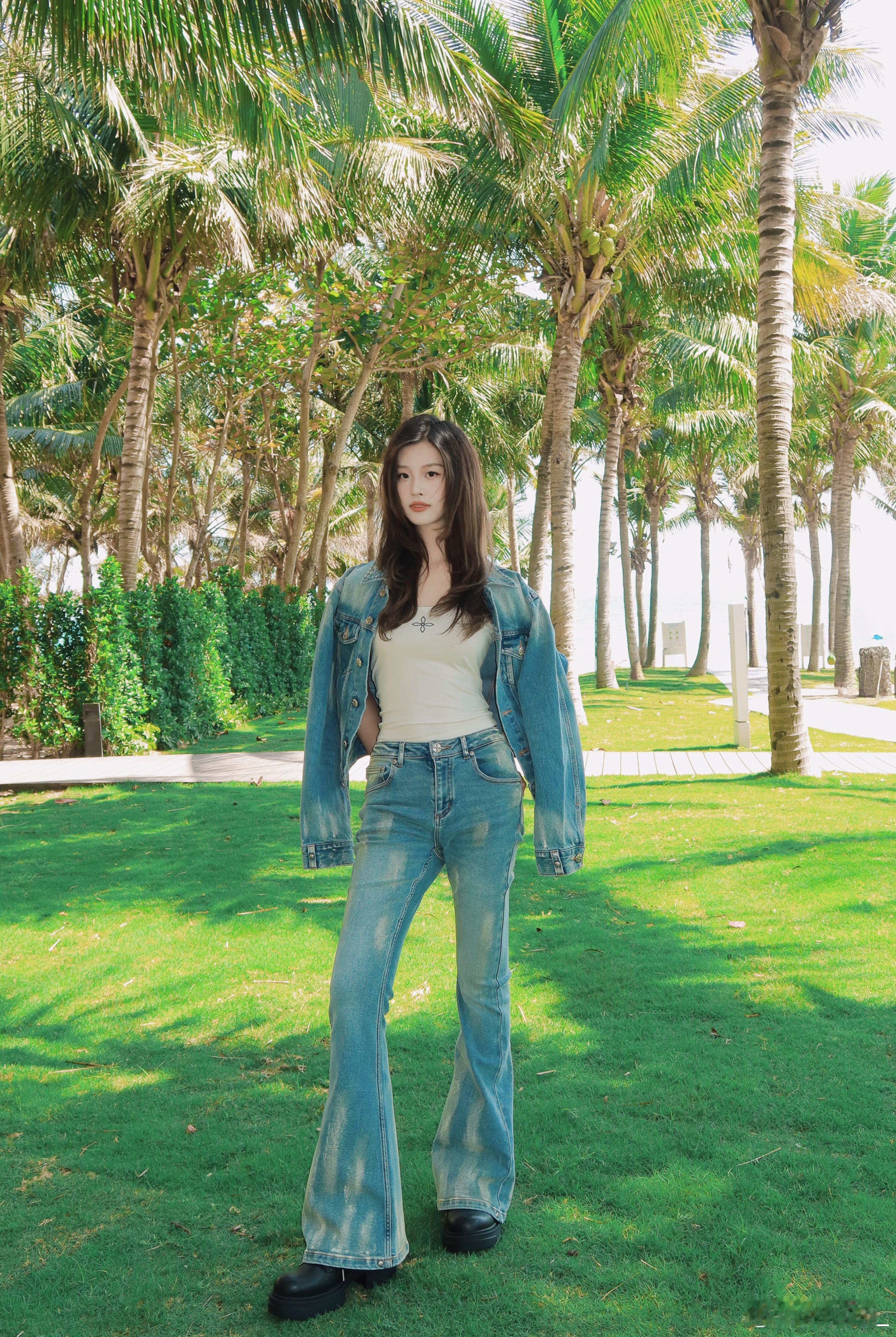 🏝️椰林飘香南方小土豆的第二天小年也要过分享一冠蜜糖给你南方小年