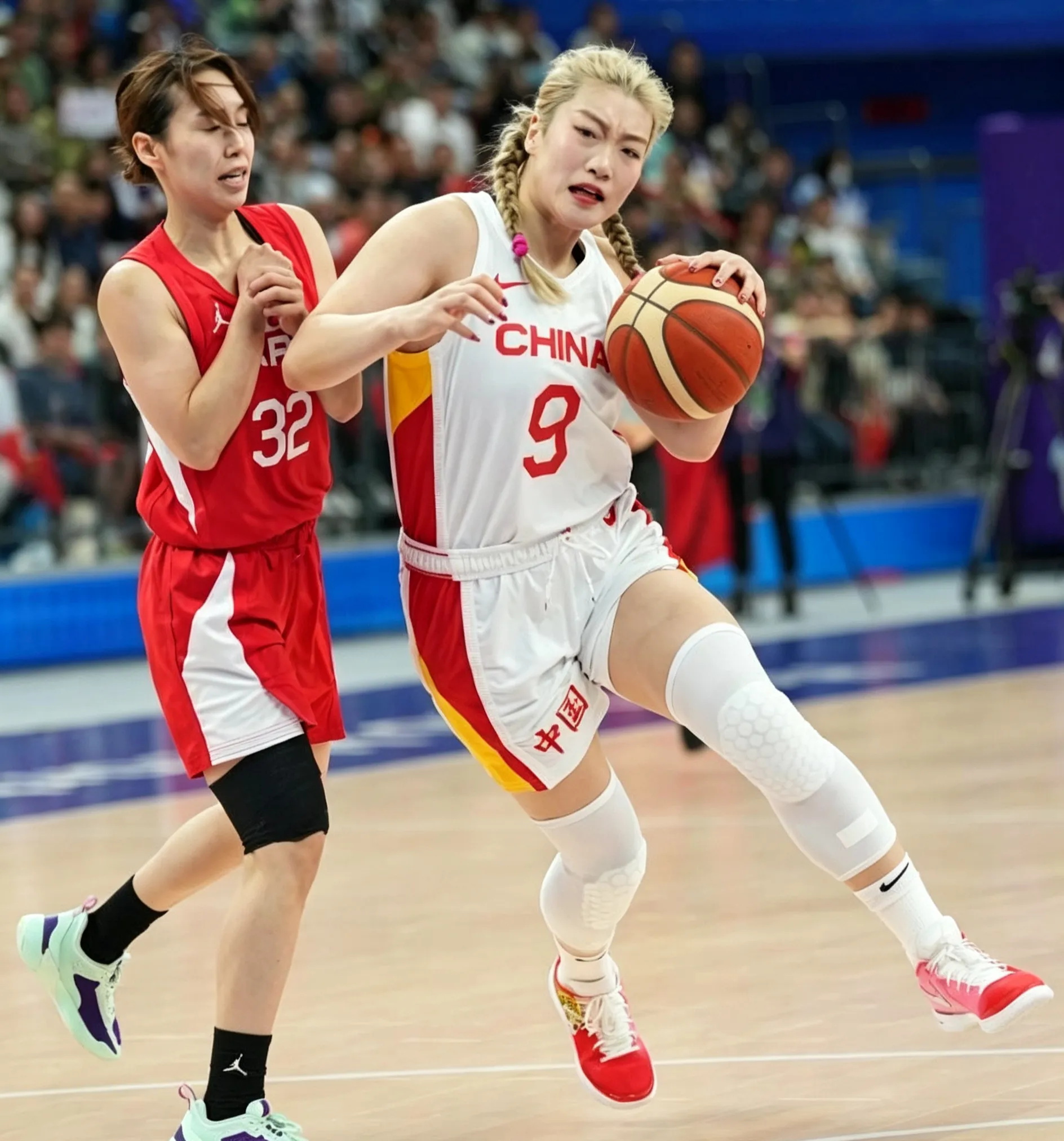 李梦，中国女篮最后一个“不讲理”的人2022年世界杯打法国，高烧38度，23分。战术跑死了，球给她，
