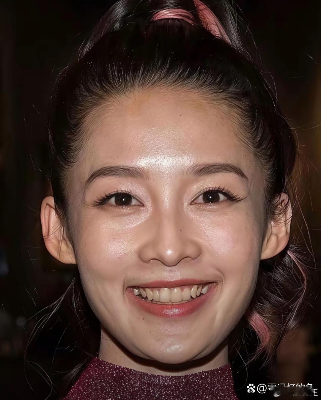 李沁高清怼脸拍。