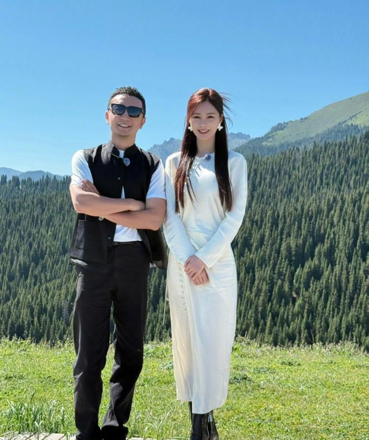 沈梦辰颜值开挂，与12年前判若两人，看起来比以前年轻10岁不止，声称粉丝都想知道