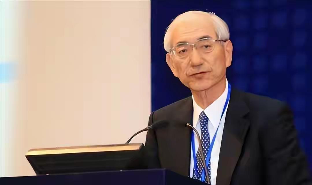 中日关系突变！13年首次拒日本访华，高市早苗不服，当众喊出这个名字中日经贸合