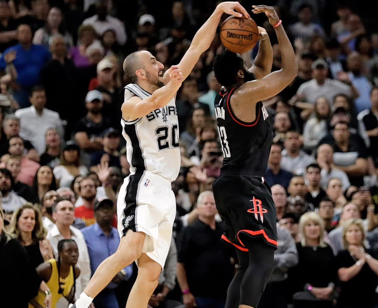 文班亚马：登哥，你觉得我这个盖帽怎样？？哈登：挺好啊！你们这又绝杀又盖帽，带领