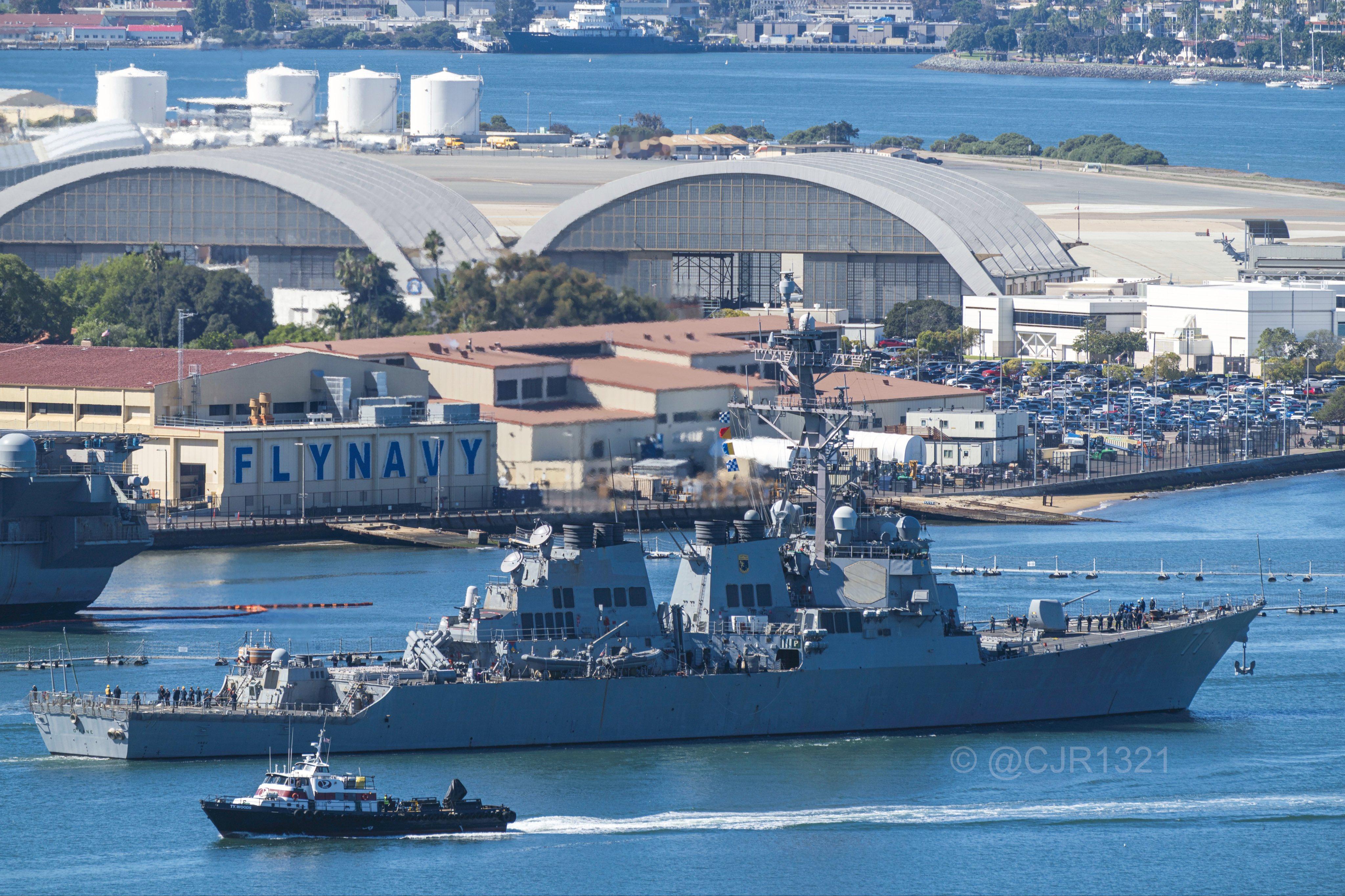 奥凯恩号USSO'Kane(DDG77)驶离圣迭戈​​​